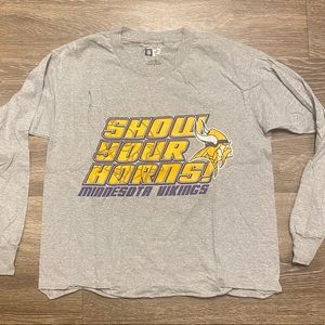 MINNESOTA VIKINGS “Show Your Horns” long sleeve t shirt Medium